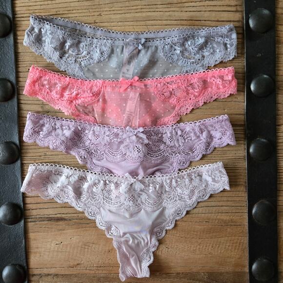 Victoria's Secret Dream Angels Lace Detail Thong Bundle sz Small New - Picture 1 of 5